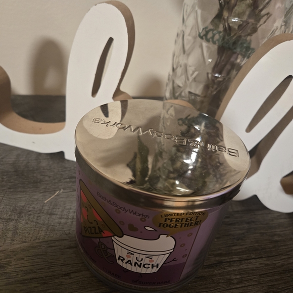 Bath & Body Works Pizza & Ranch Candle Super Rare Limited Edition - Picture 3 of 6